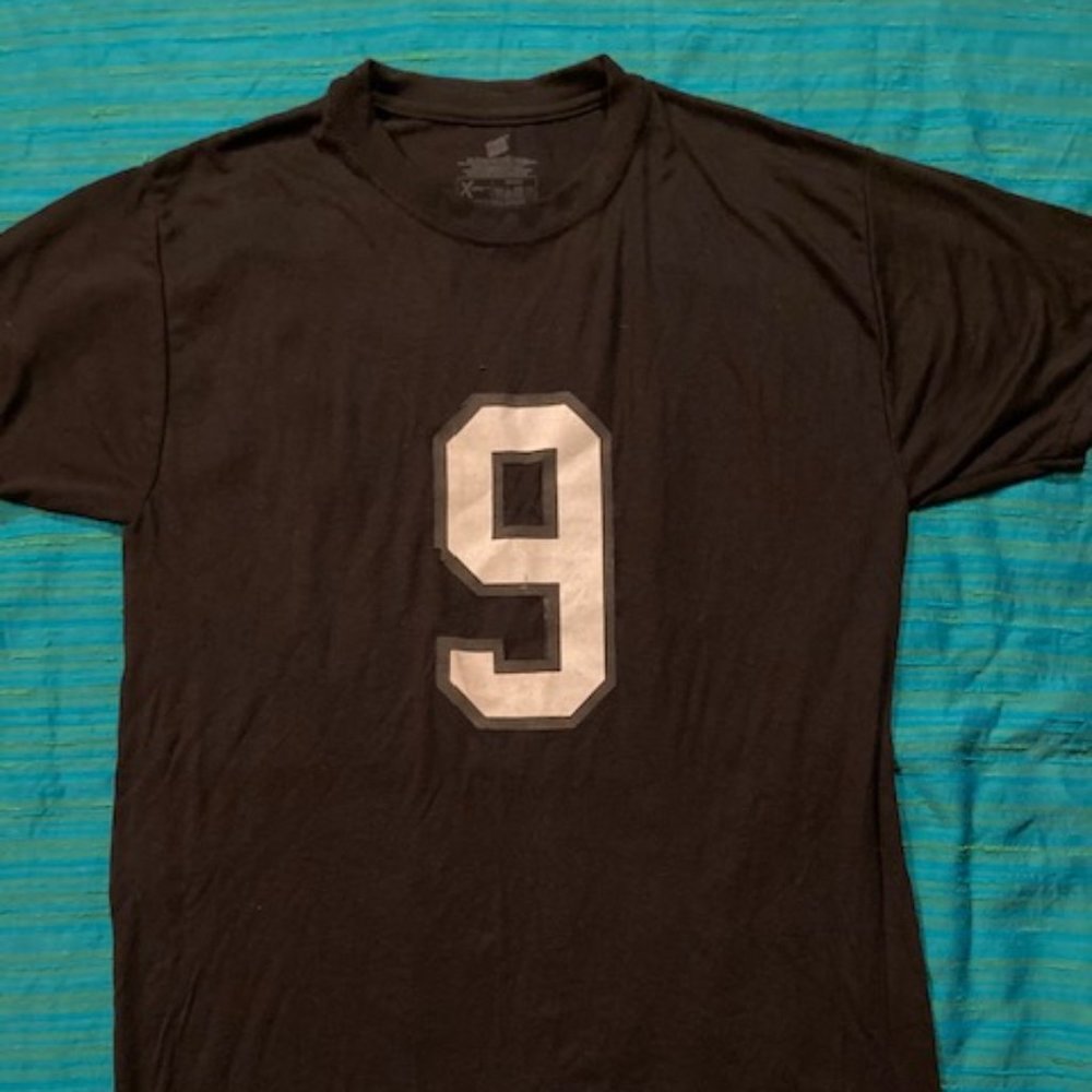Hanes T 9